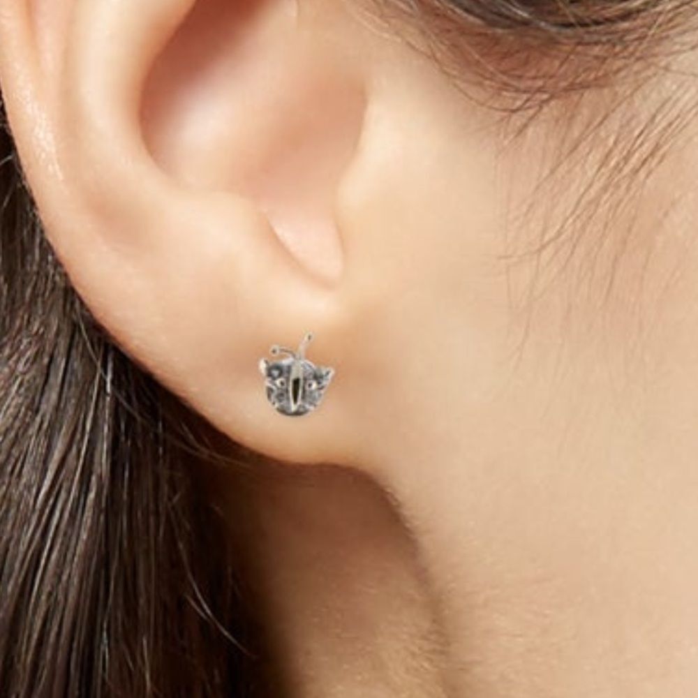 DIAMOND BUTTERFLY EARRINGS 14K WHITE GOLD STUD 8 STONES DAINTY DETAILED ANTENNAE - Picture 3 of 10